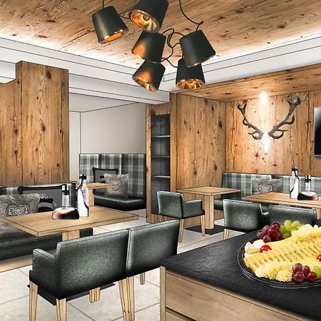 Hotel Garni Persutt イシュグル エクステリア 写真